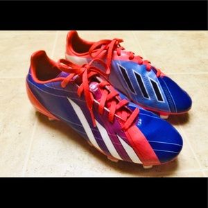 ⚽️ ADIDAS LIONEL MESSI SIGNATURE TURBO PURPLE CLEATS.⚽️